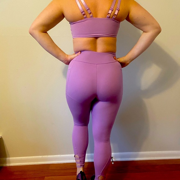 Gym Shark legacy series limited edition set. - Picture 3 of 5